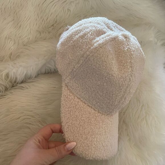 Sherpa baseball cap main image 3